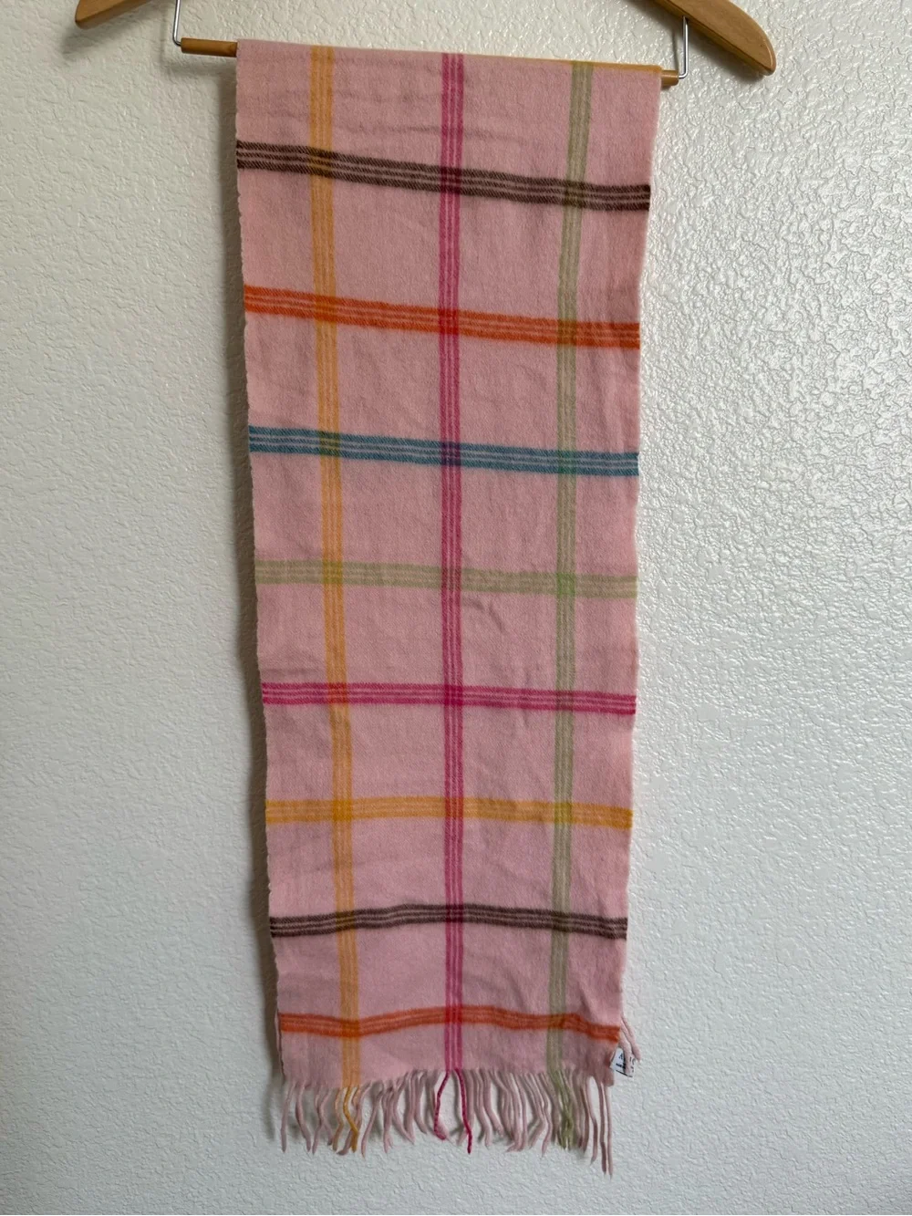 Amicable Pink Cashmere Plaid Scarf